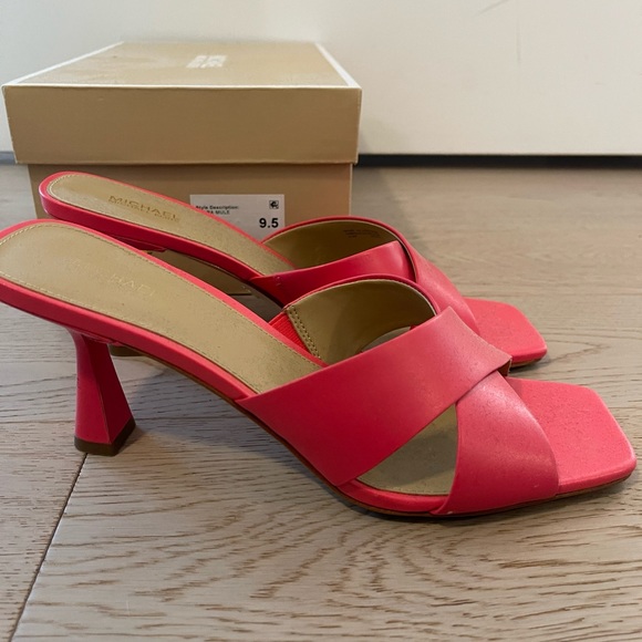 MICHAEL KORS CLARA HEELED MULES | SIZE 9.5 - Picture 2 of 4